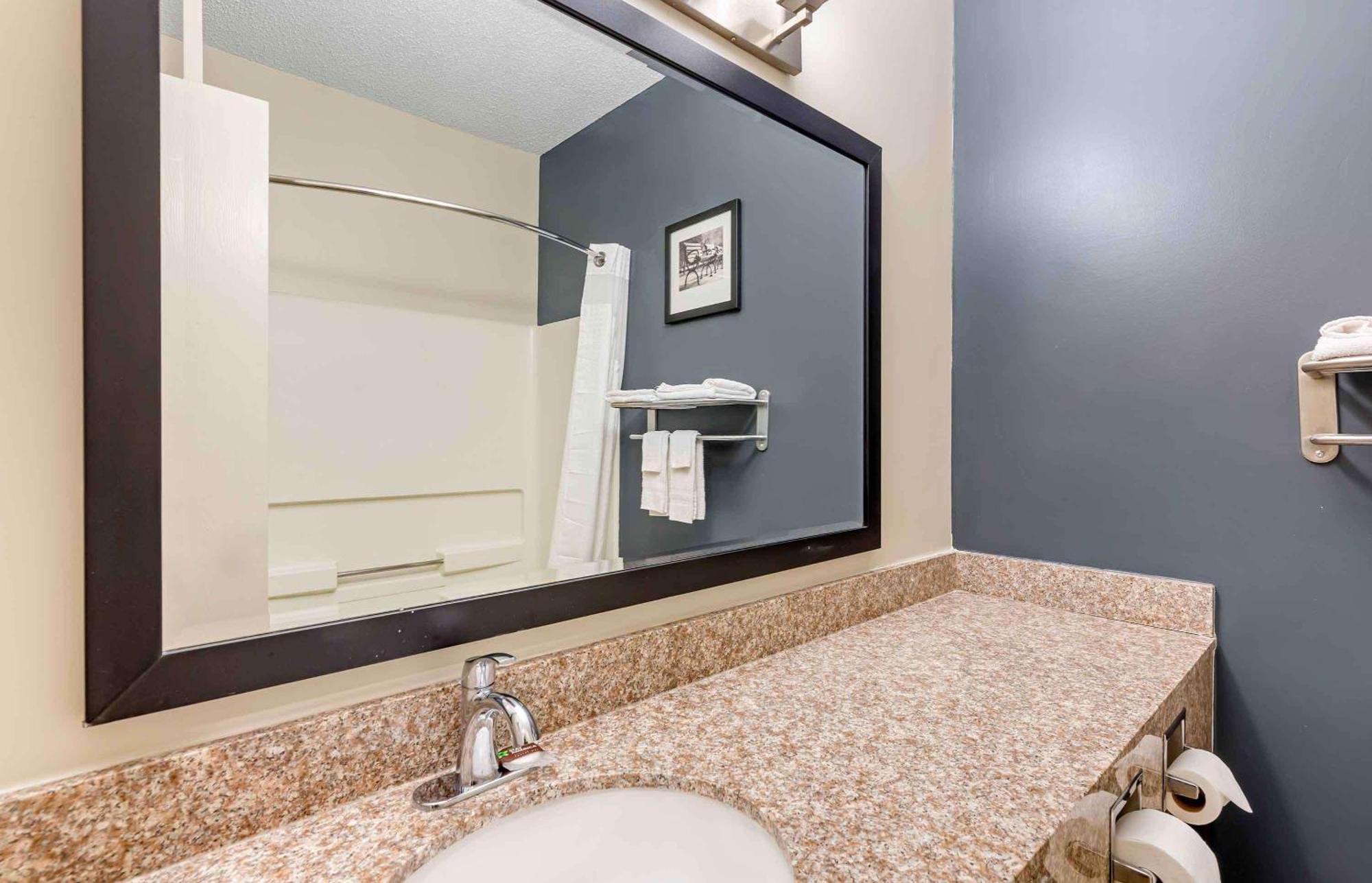 Extended Stay America Suites - Buffalo - Airport Cheektowaga Exteriér fotografie
